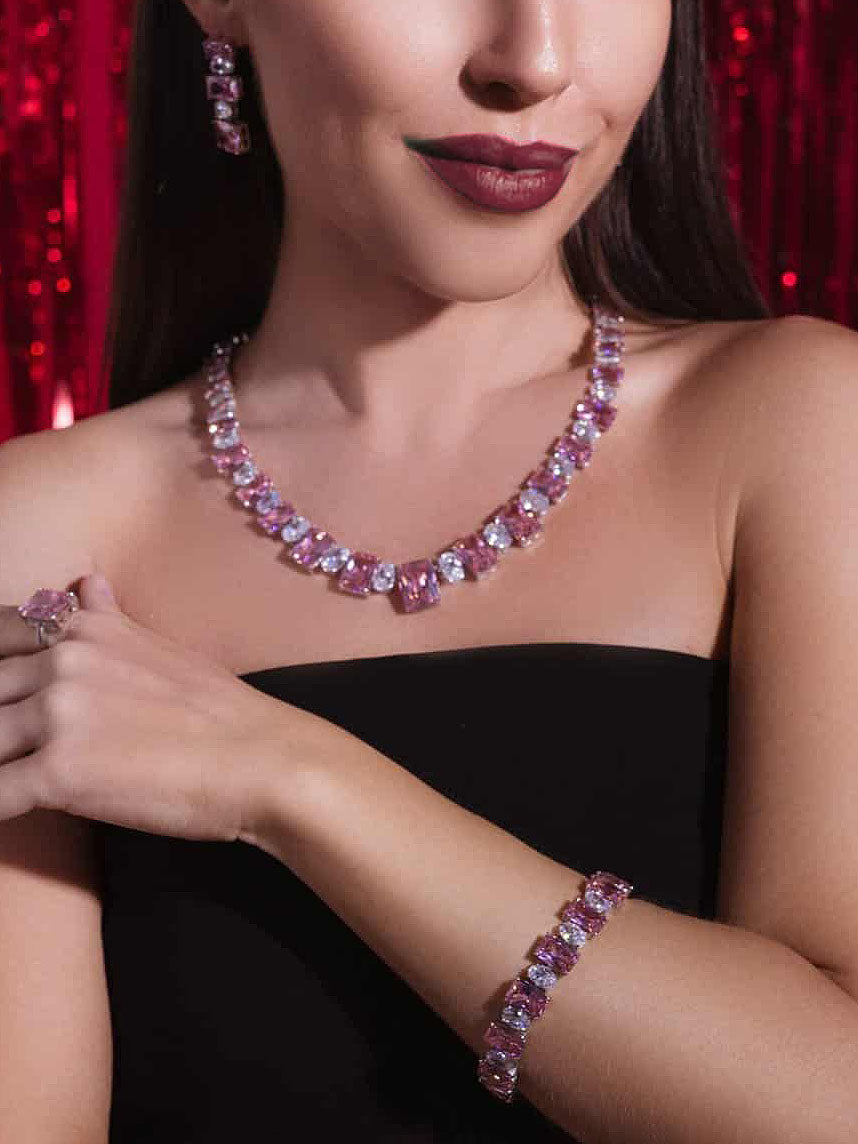 Eulalia Necklace Set