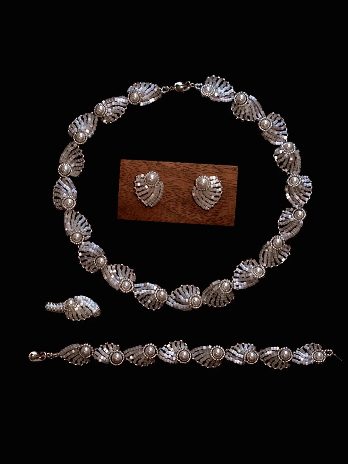 Fioralba Necklace Set