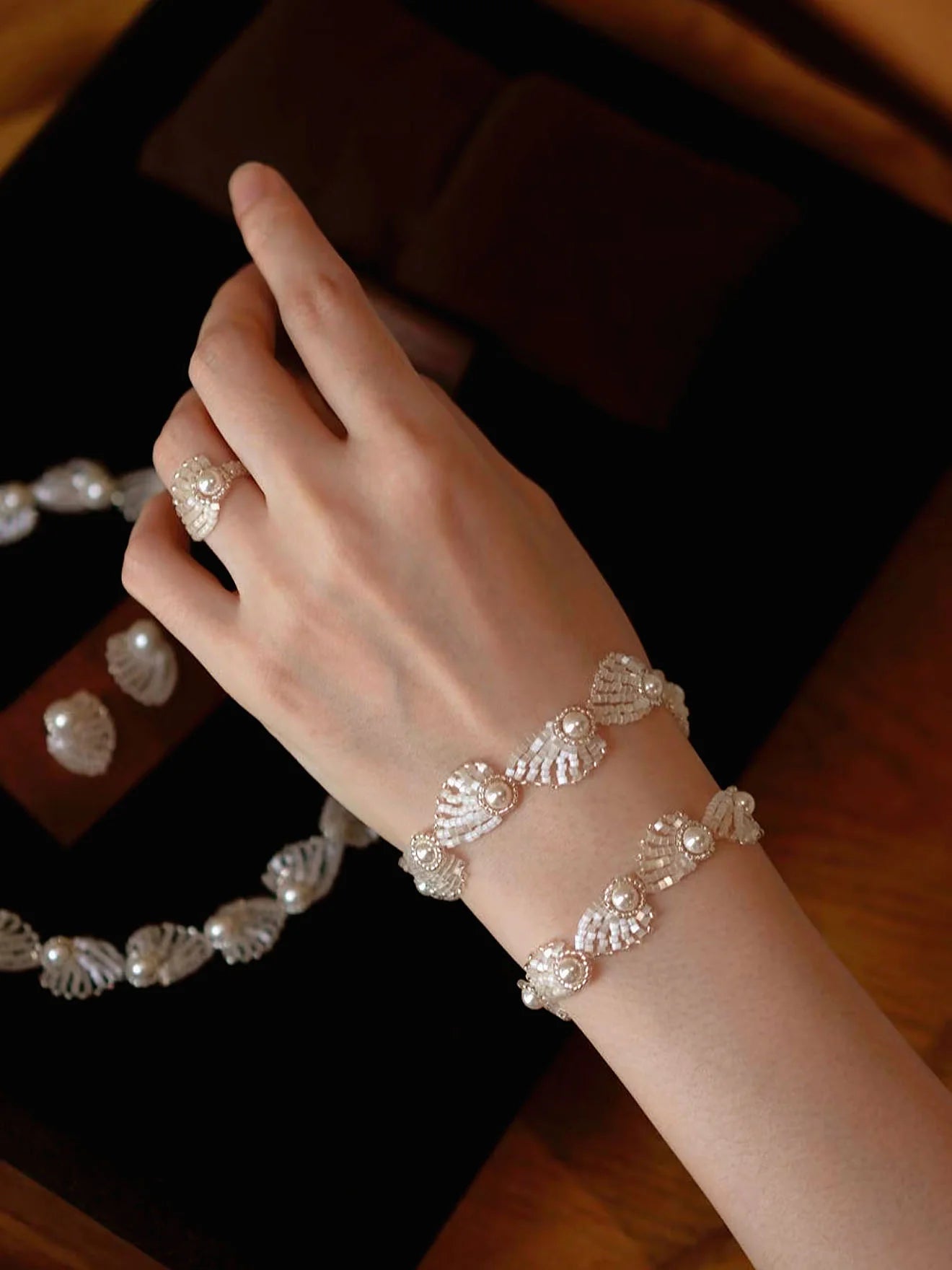 Fioralba Necklace Set