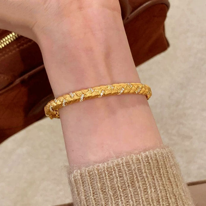 Julia Bangle | 24k Gold Plated