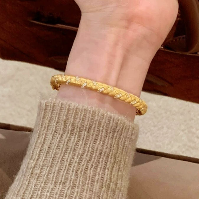 Julia Bangle | 24k Gold Plated