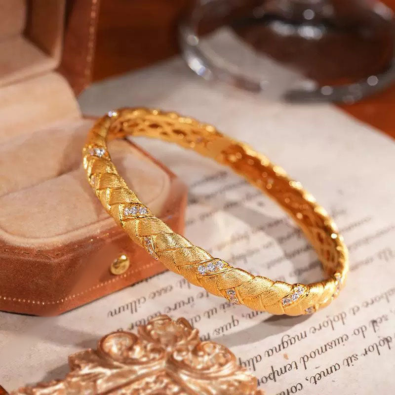 Julia Bangle | 24k Gold Plated