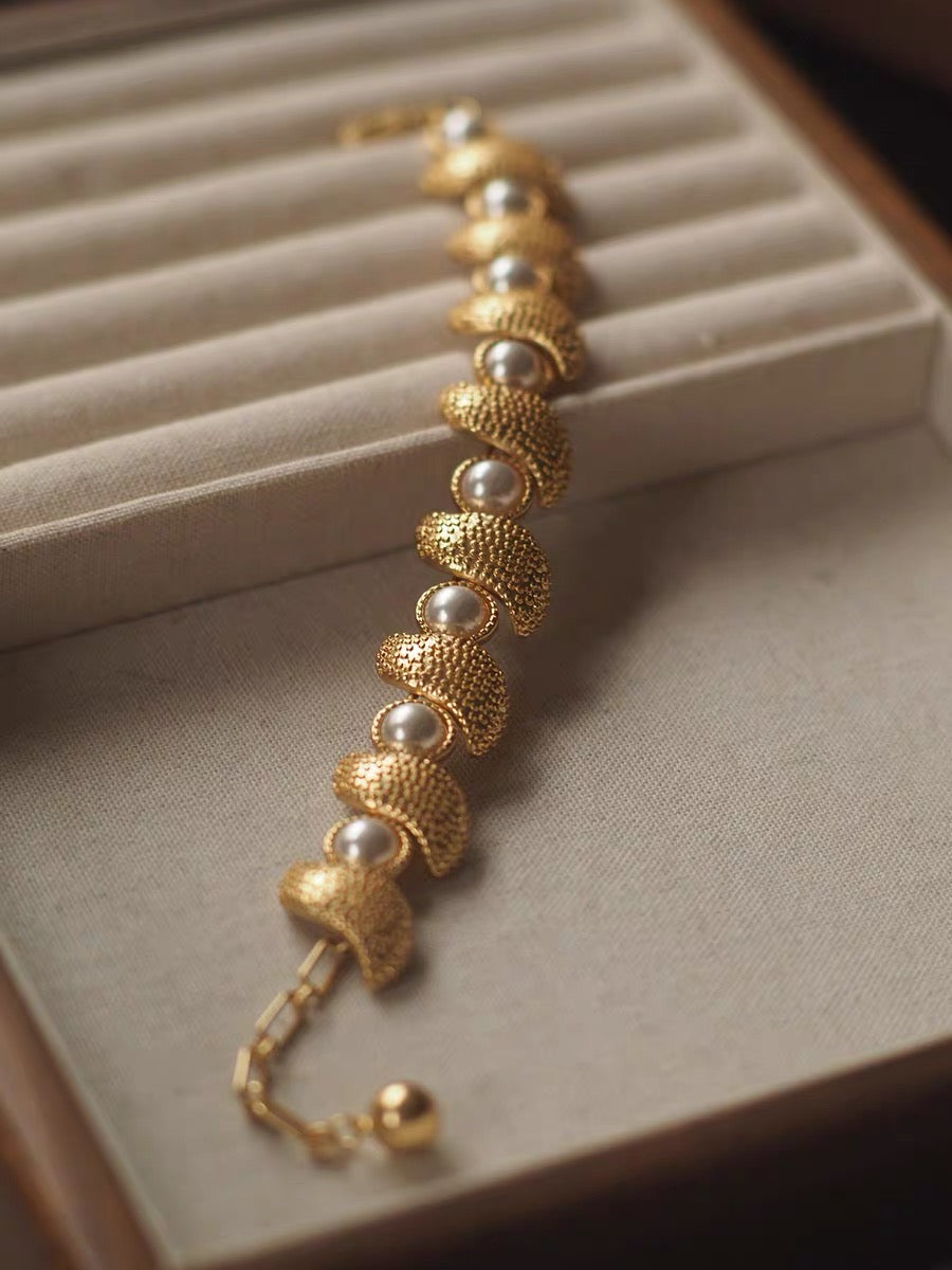 Katherine Necklace | 24k Gold Plated