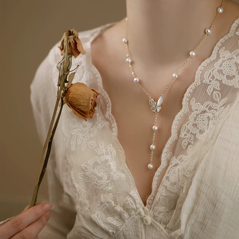 Shelby Pearl Necklace | 18k Gold Plated
