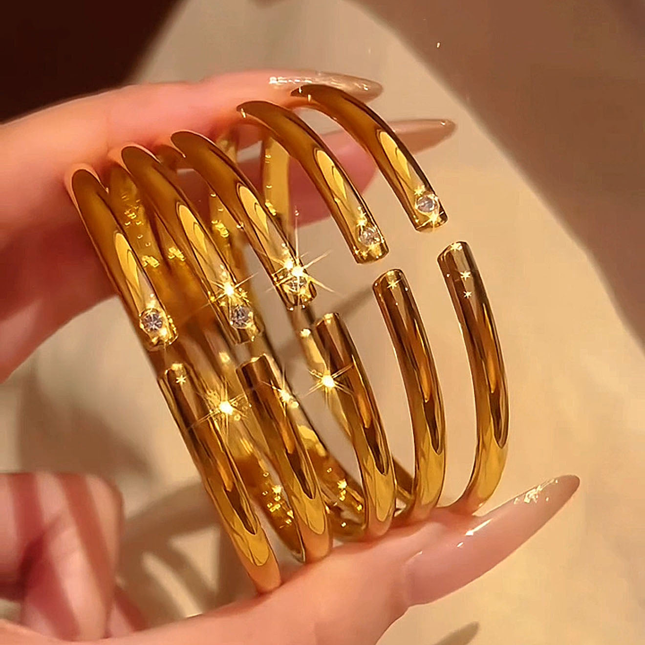Jovie Bangle | 24k Gold Plated