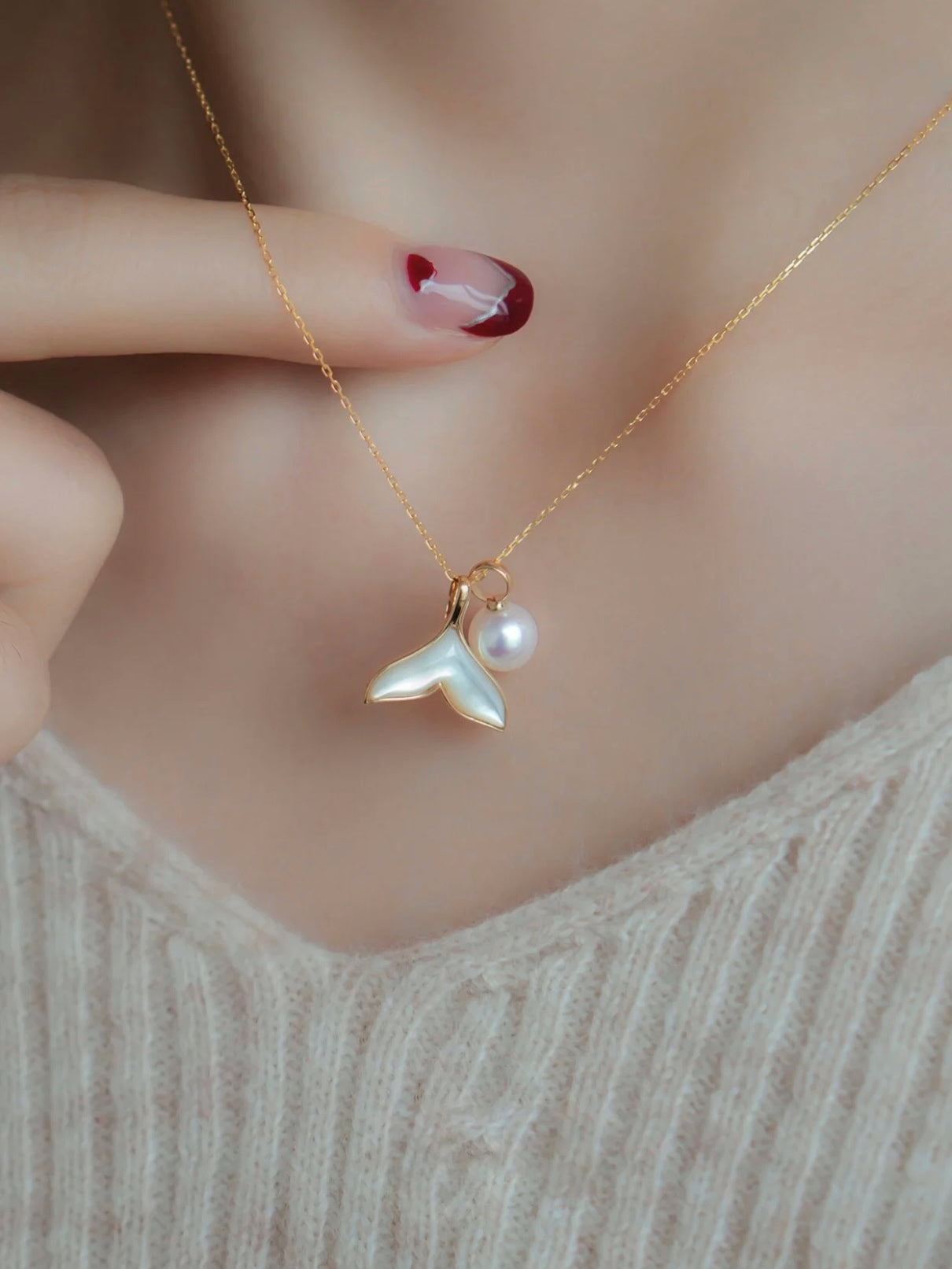 Mael Pearl Necklace