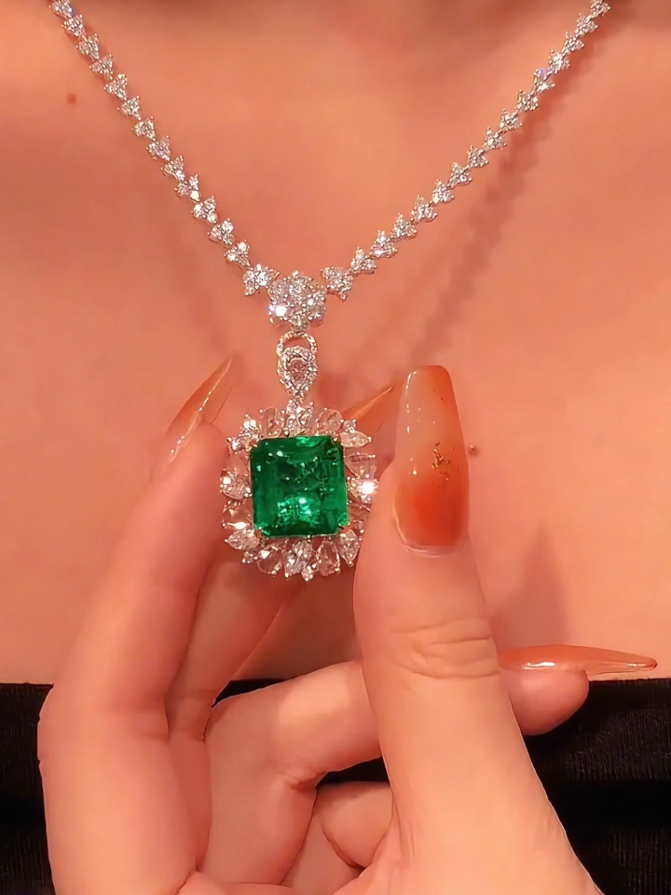 Isadora Necklace Set