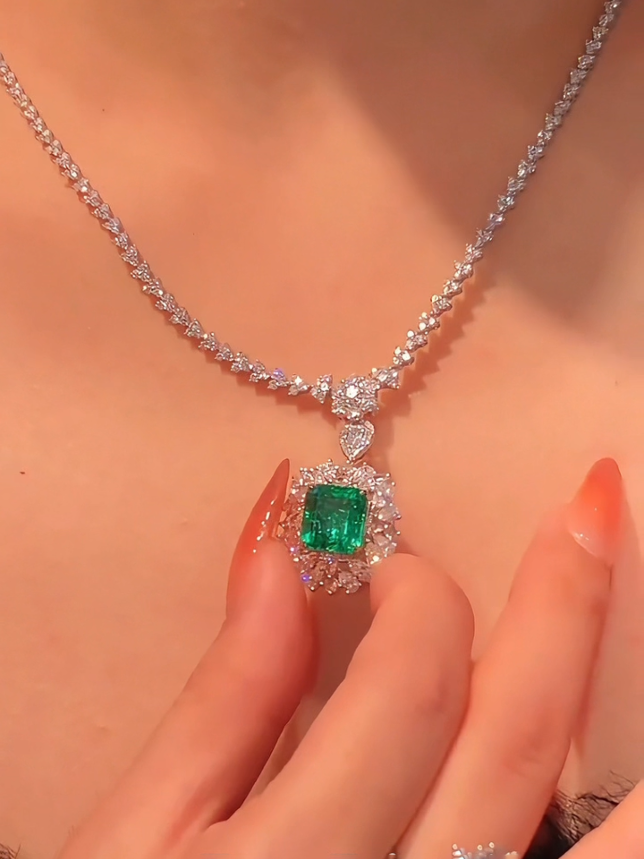 Isadora Necklace Set