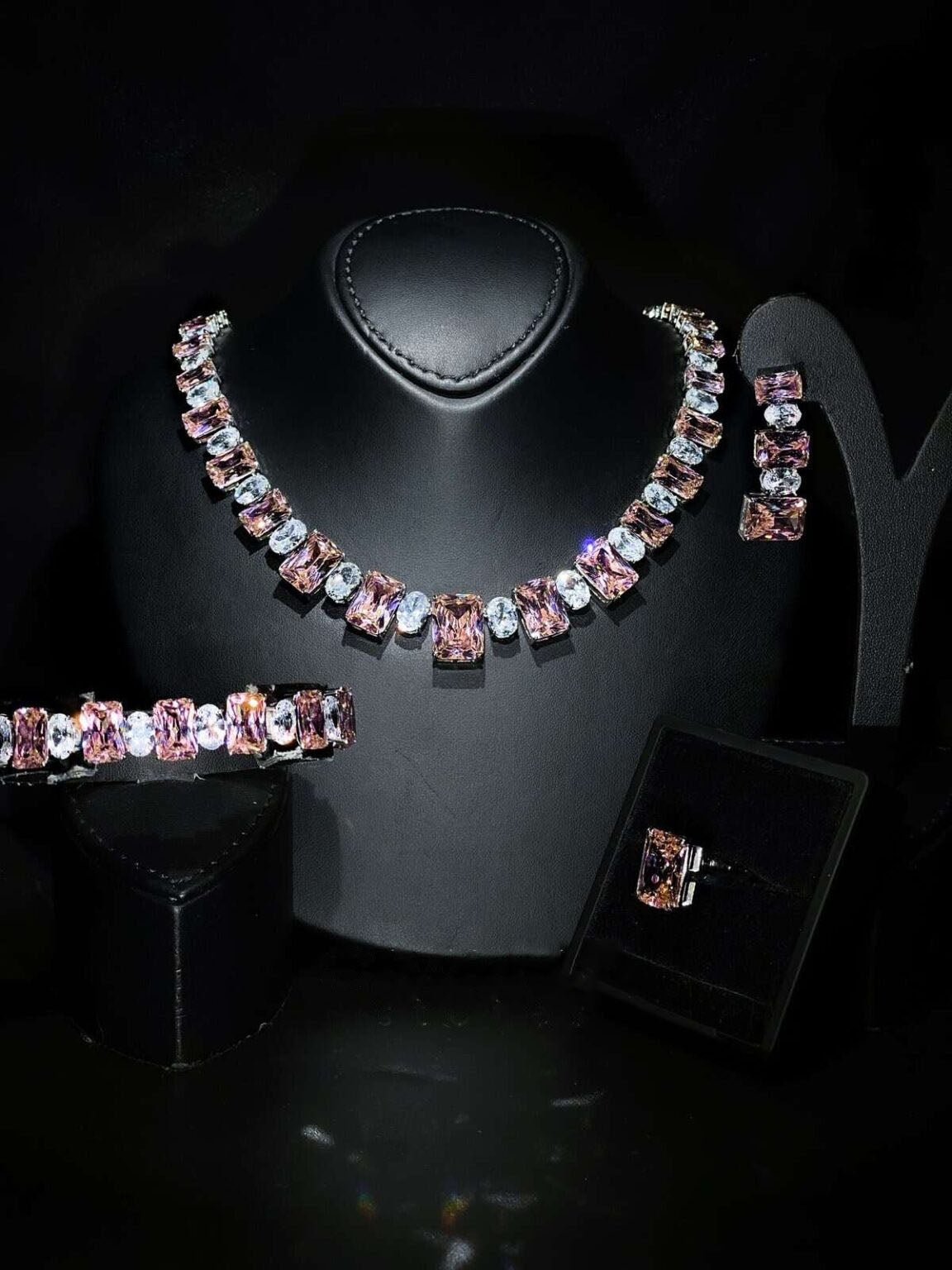 Eulalia Necklace Set