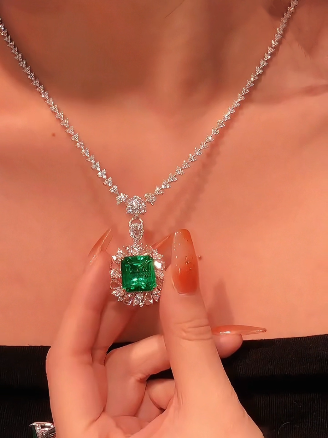 Isadora Necklace Set