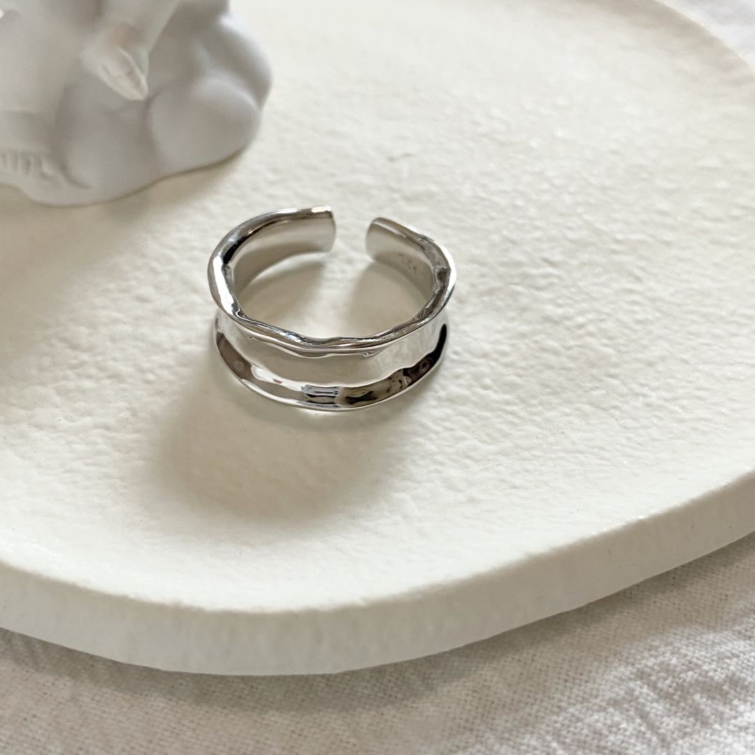 Nyx Ring