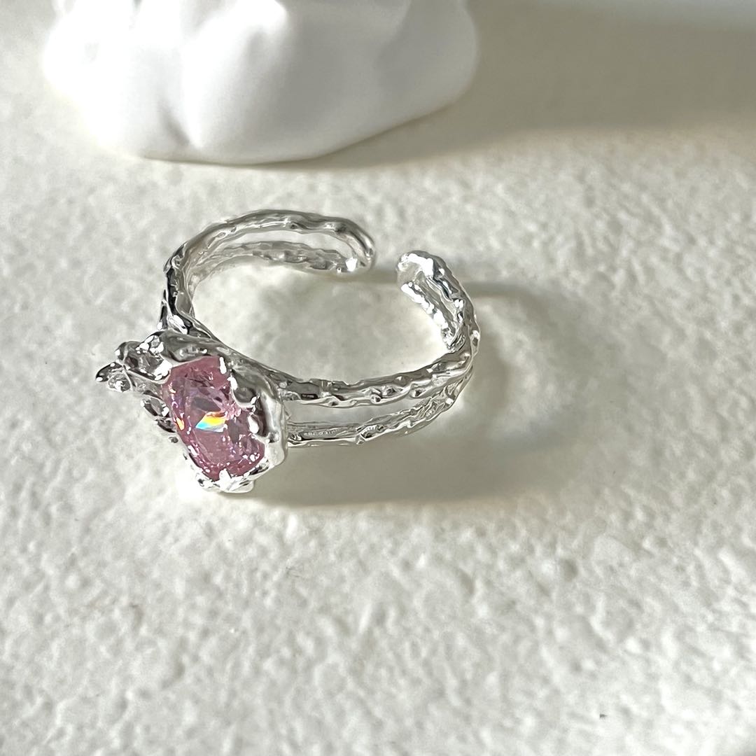 Daryn Ring