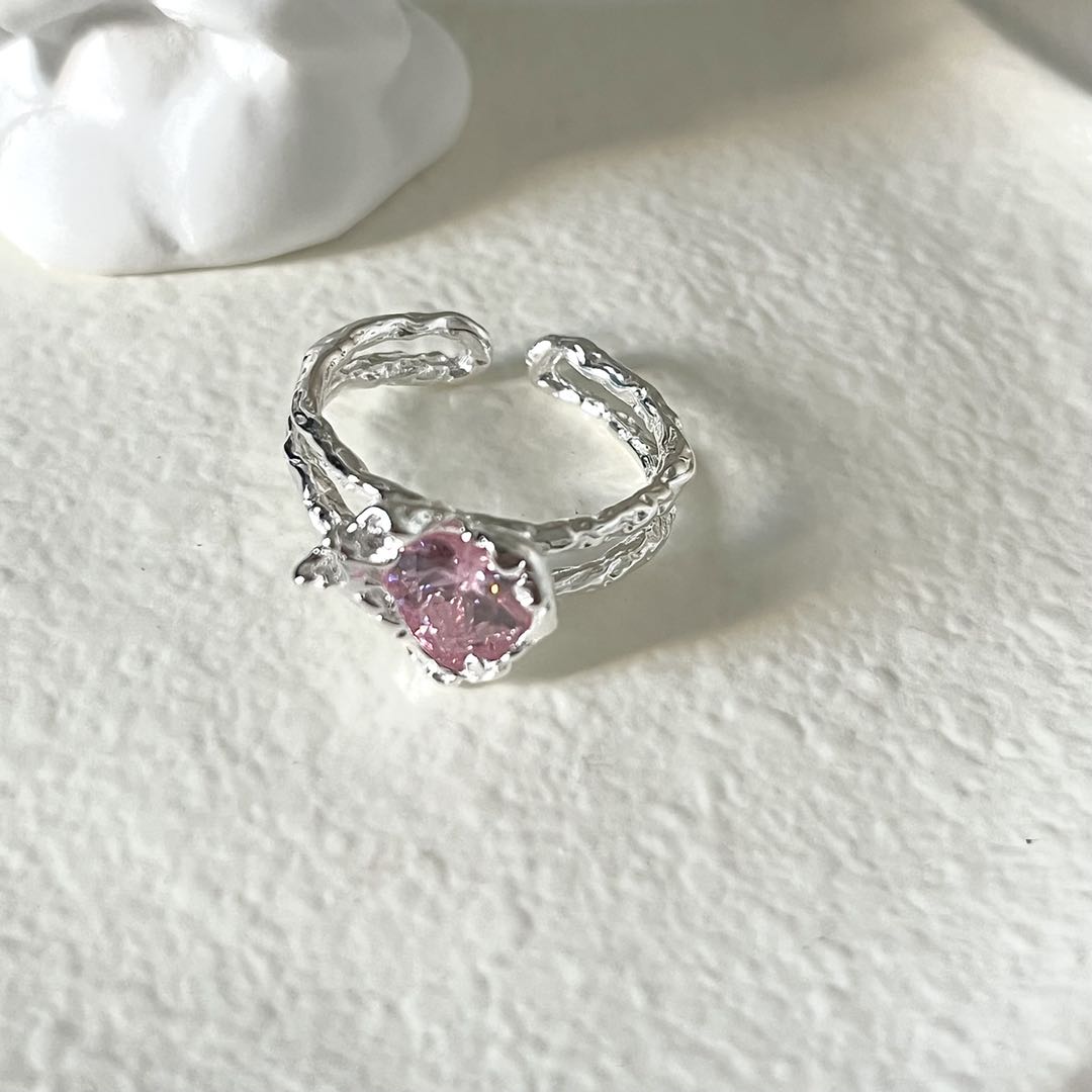 Daryn Ring