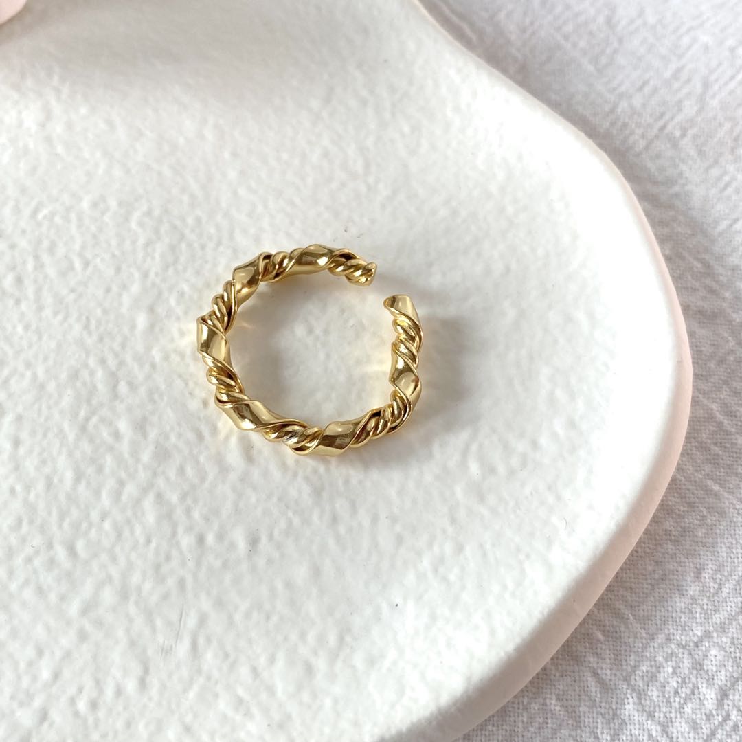 Euanthe Ring | 18k Gold Plated