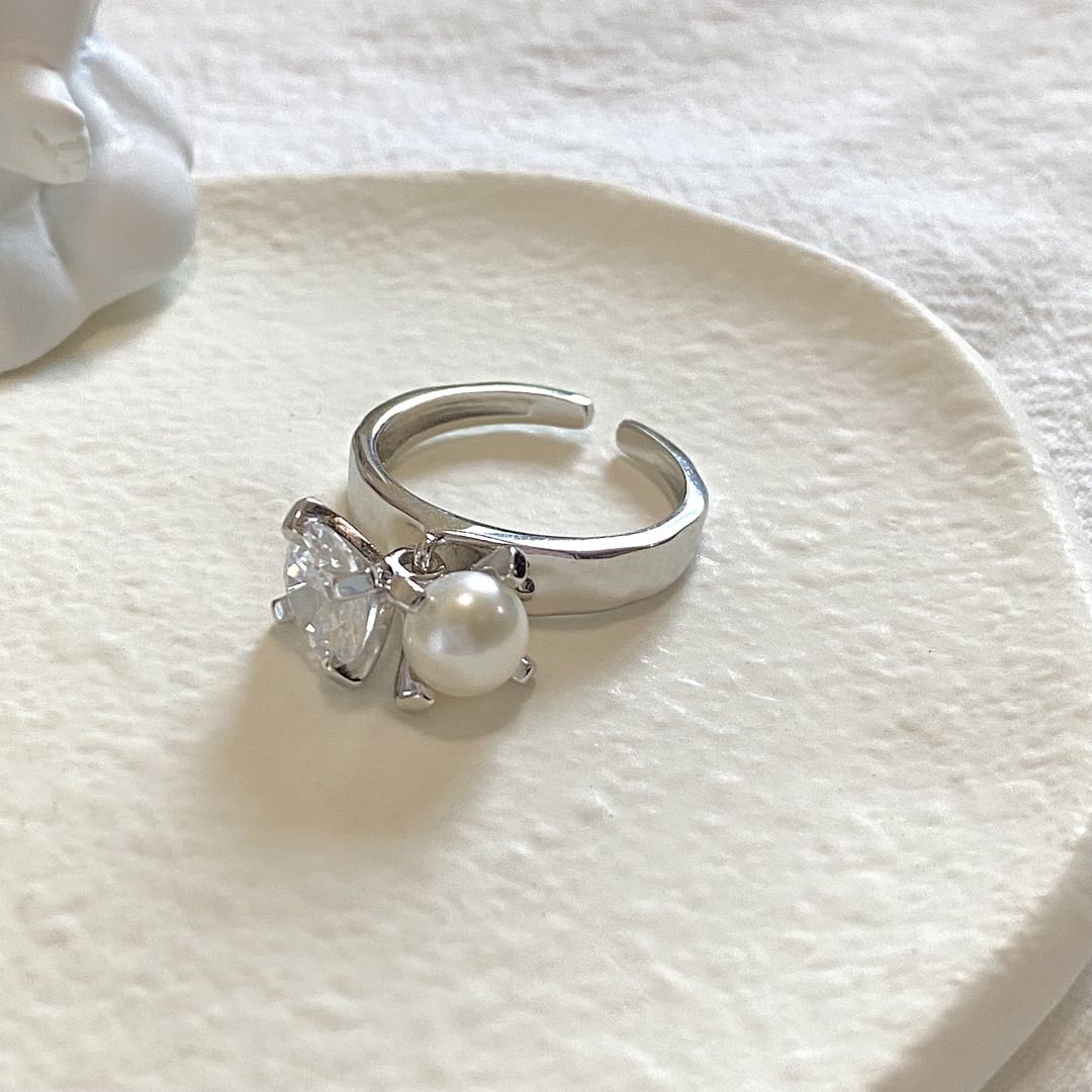 Ebony Ring