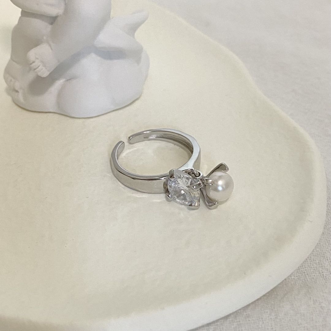 Ebony Ring