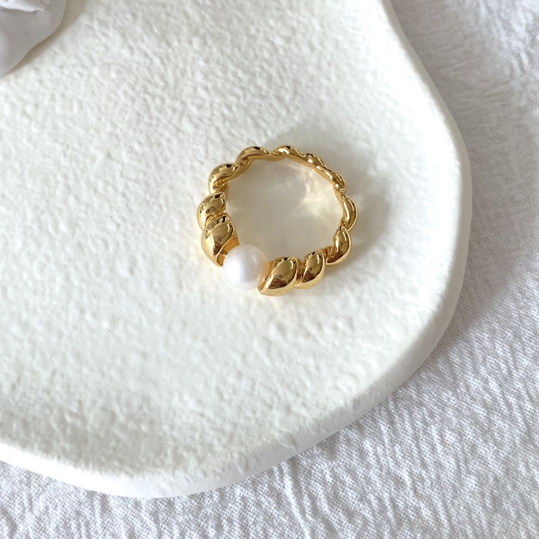 Demeter Ring | 18k Gold Plated
