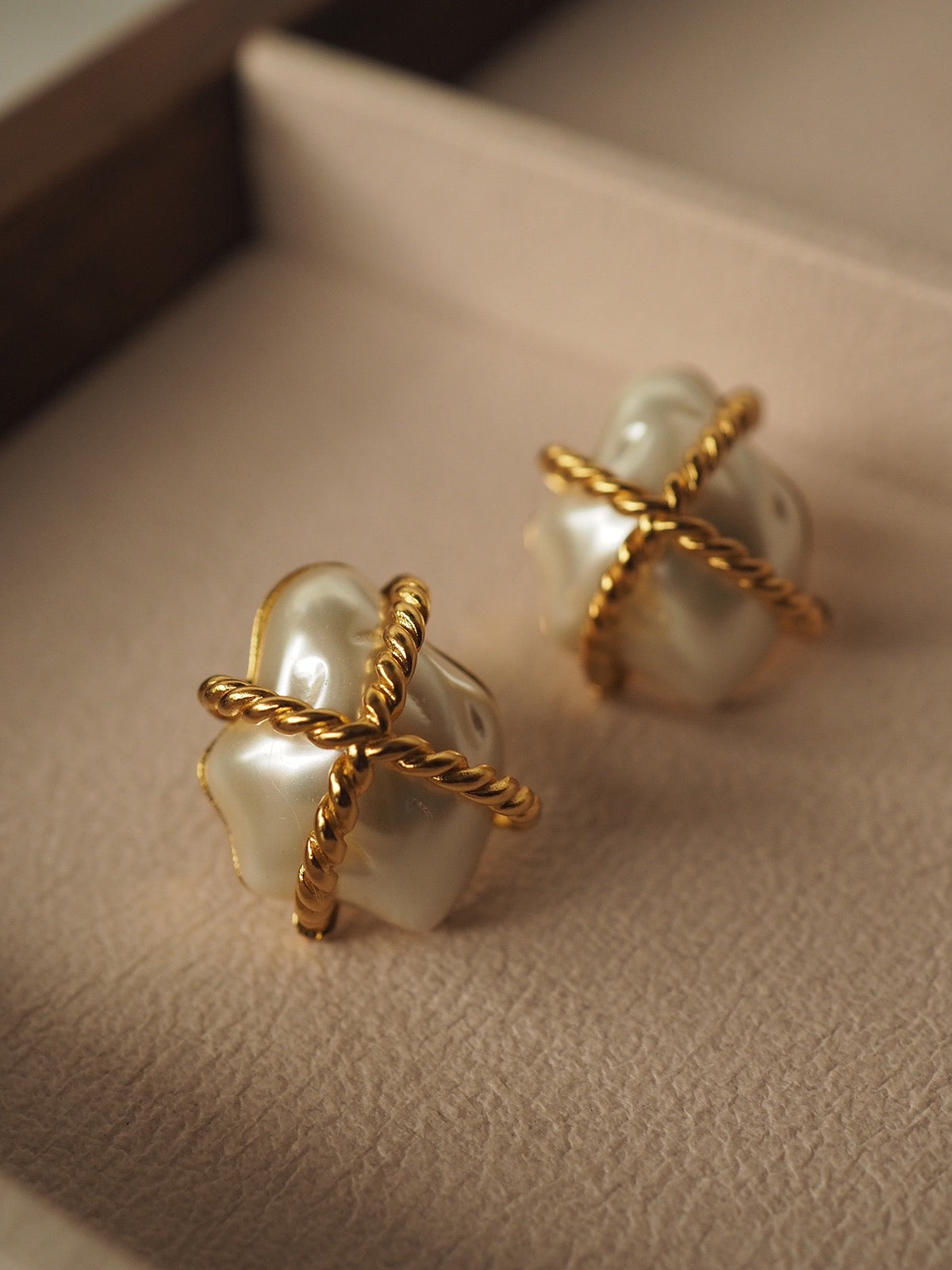 Aminta Earrings | 18k Gold Plated