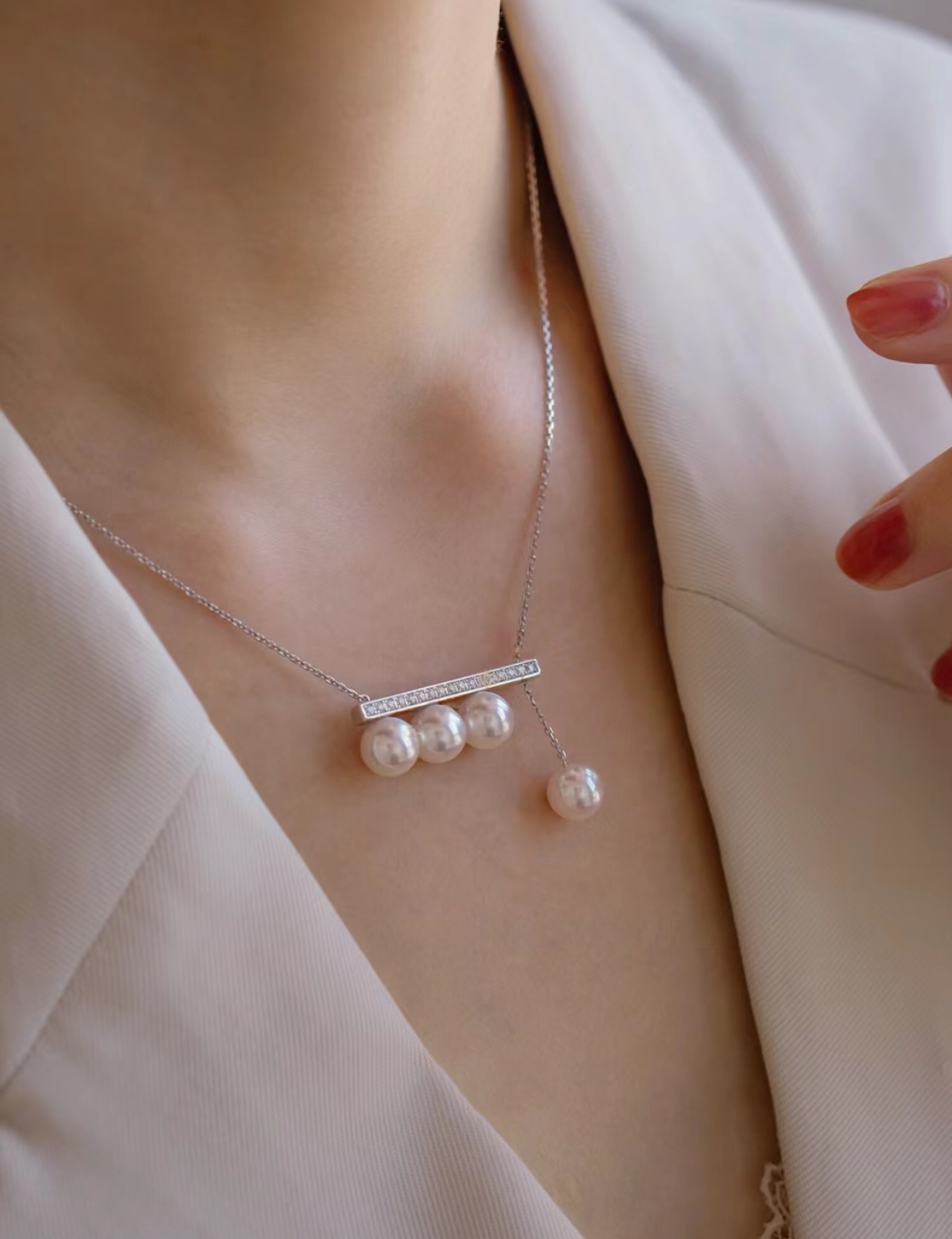 Avyanna Pearl Necklace | 24k Gold Plated