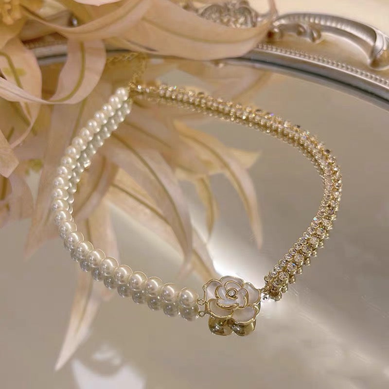 Raya Necklace