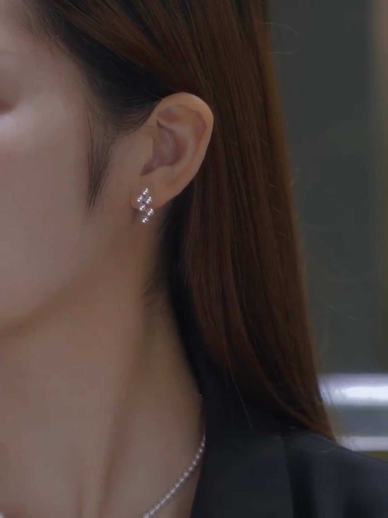 Adley Pearl Earrings | 24k Gold Plated