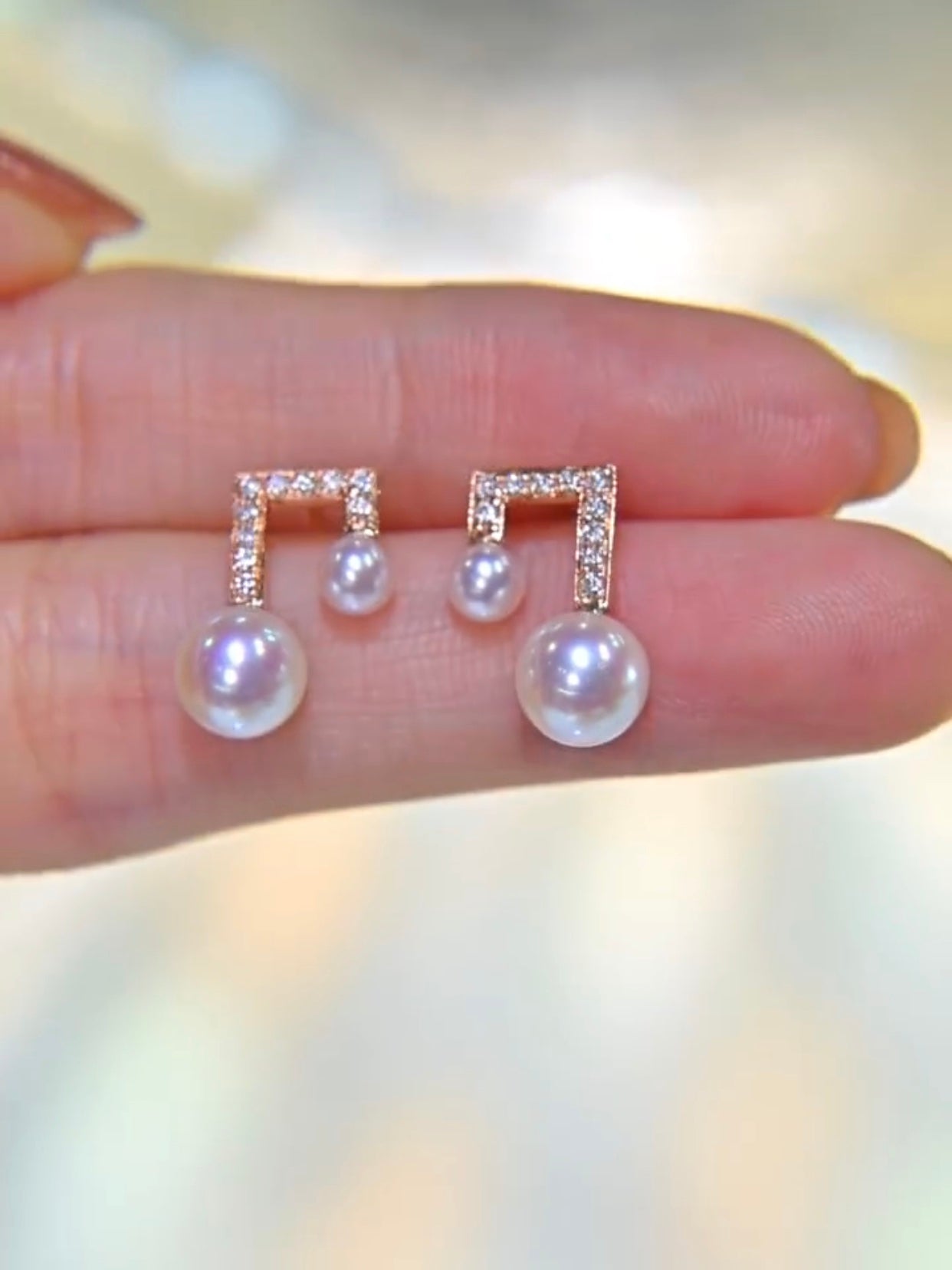 Anata Pearl Earrings | 24k Gold Plated