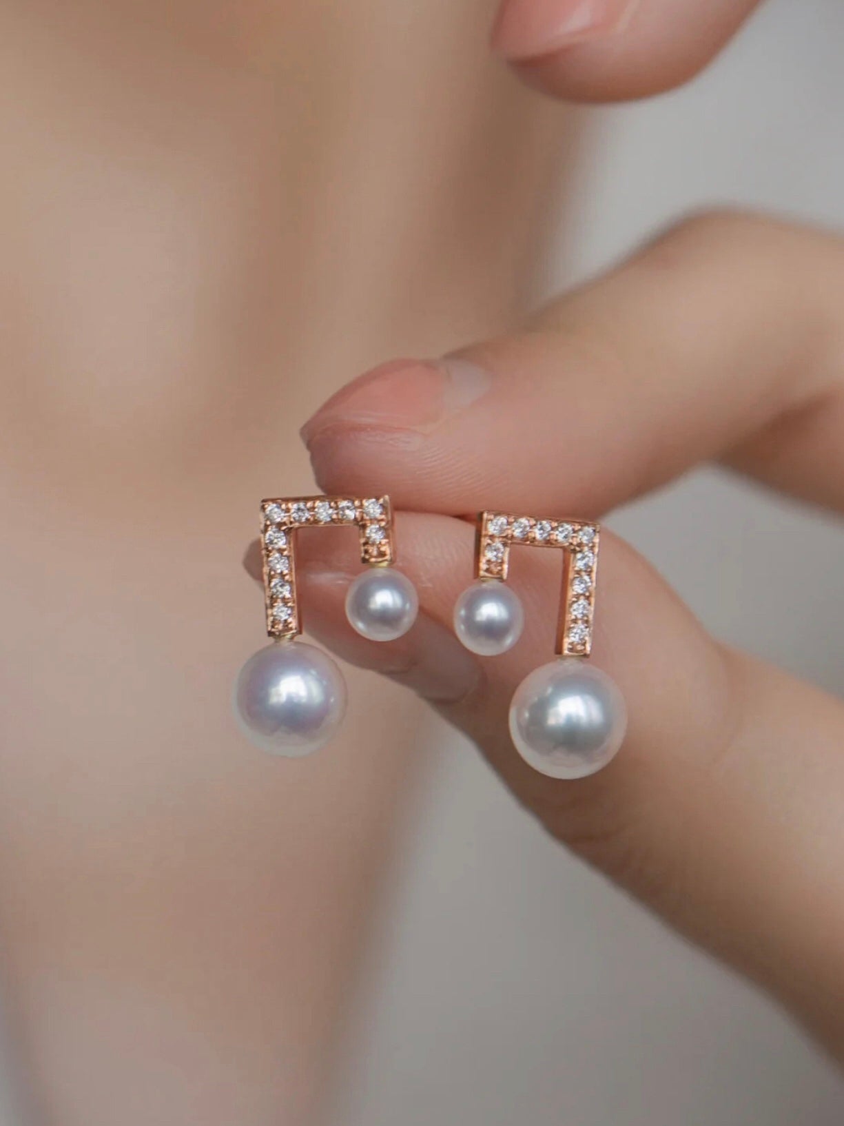 Anata Pearl Earrings | 24k Gold Plated