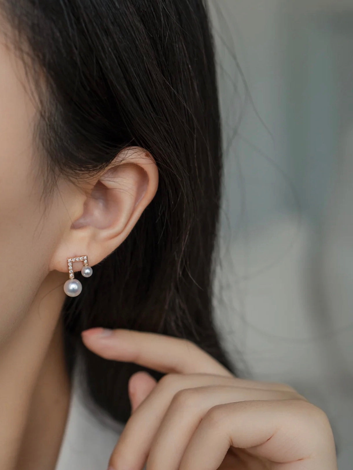 Anata Pearl Earrings | 24k Gold Plated