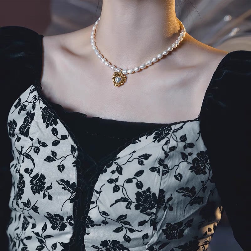 Darby Pearl Necklace | 18k Gold Plated