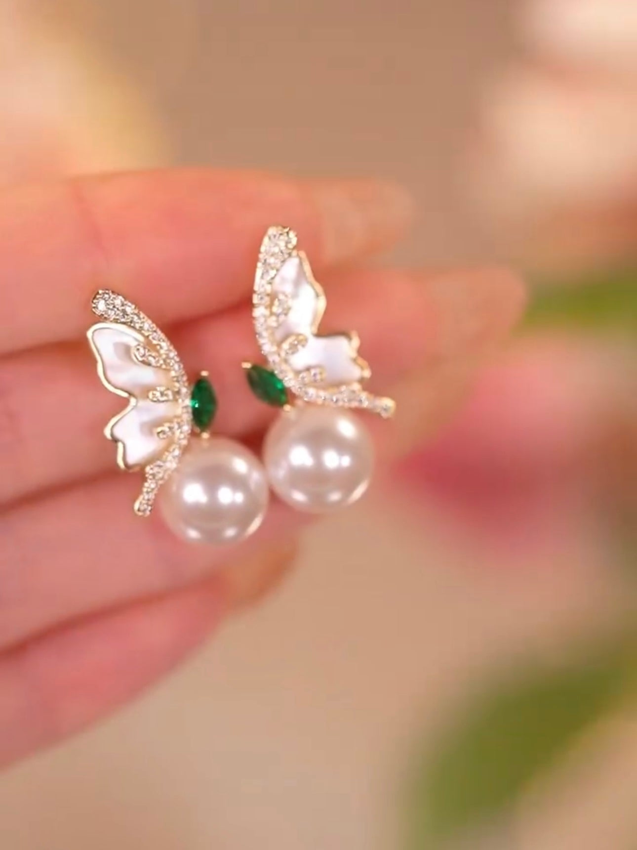 Laylin Earrings | 18k Gold Plated
