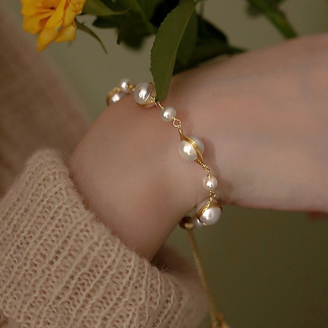 Calliope Pearl Bracelet | 18k Gold Plated