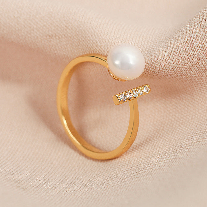 Ayla Pearl Ring | 18k Gold Plated