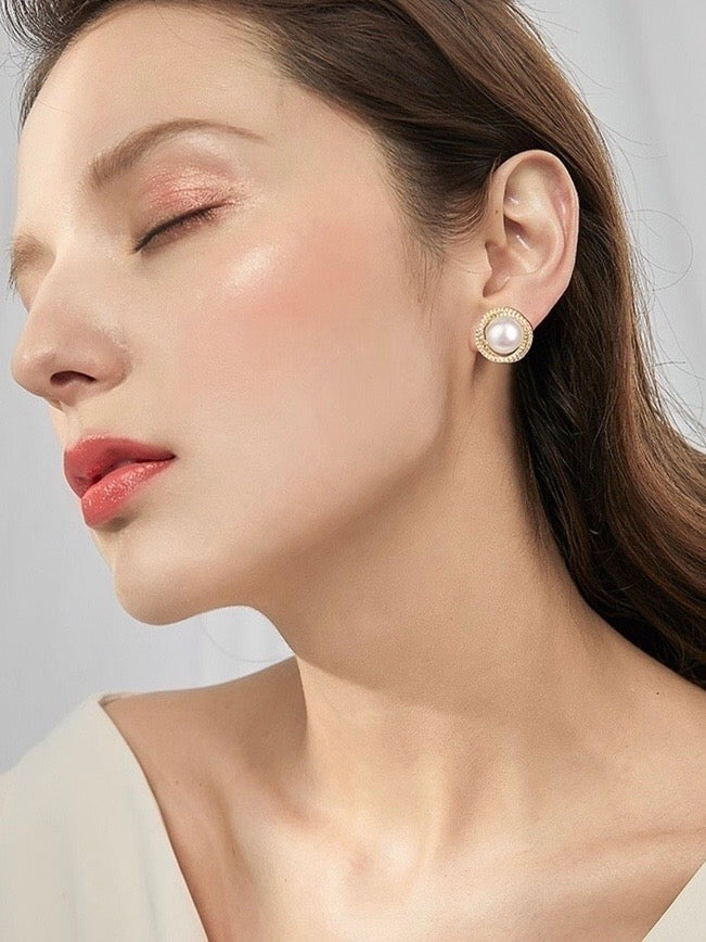 Arli Pearl Earrings | 18k Gold Plated