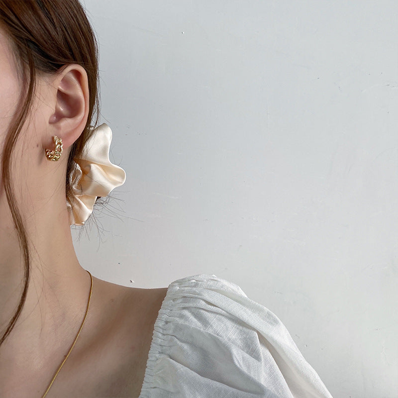 Apate Hoop Earrings