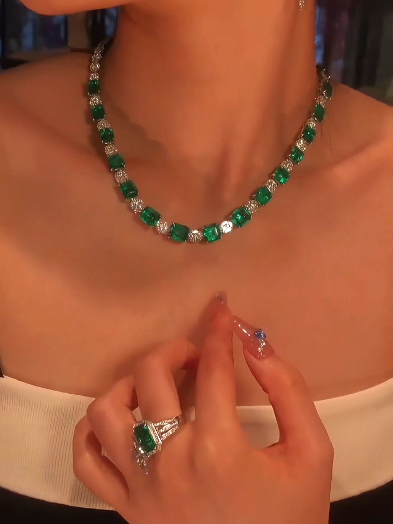 Romilly Necklace Set
