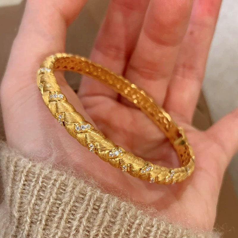 Julia Bangle | 24k Gold Plated