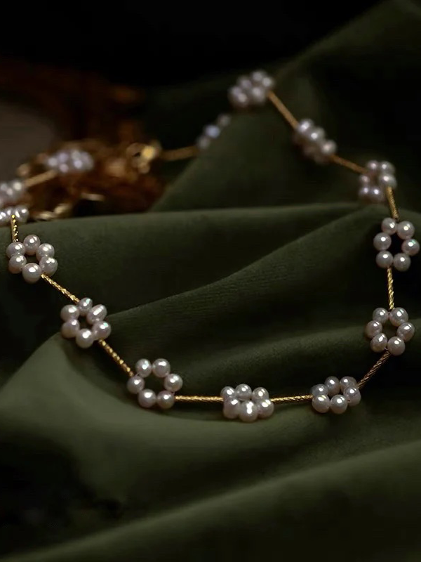 Telineah Pearl Necklace | 18k Gold Plated