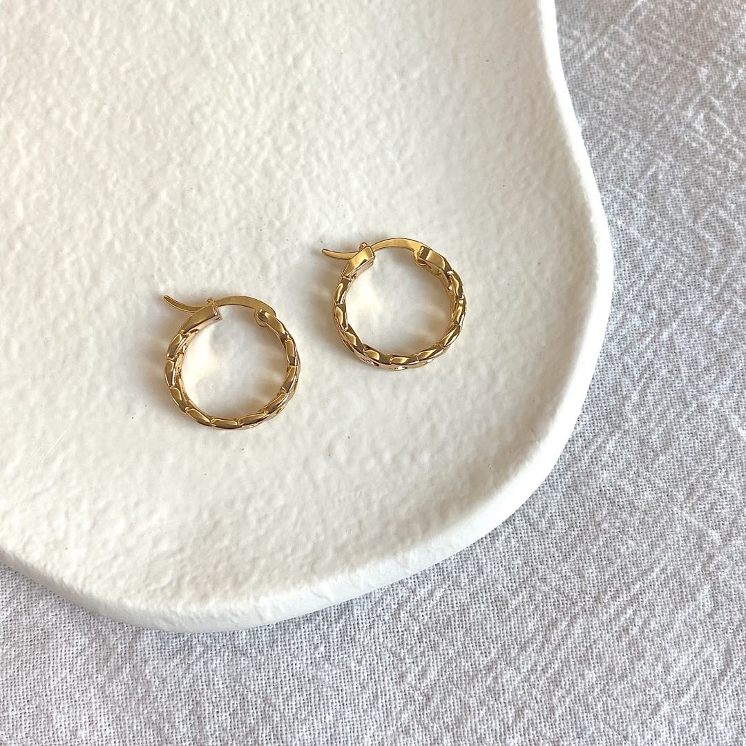 Amara Hoop Earrings | 18k Gold Plated