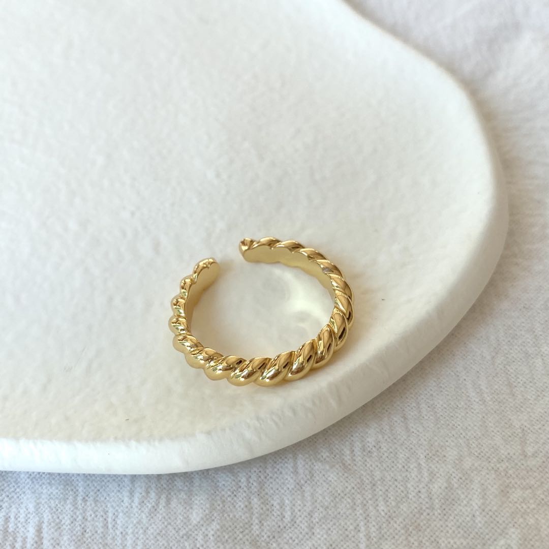 Phoebe Ring | 18k Gold Plated