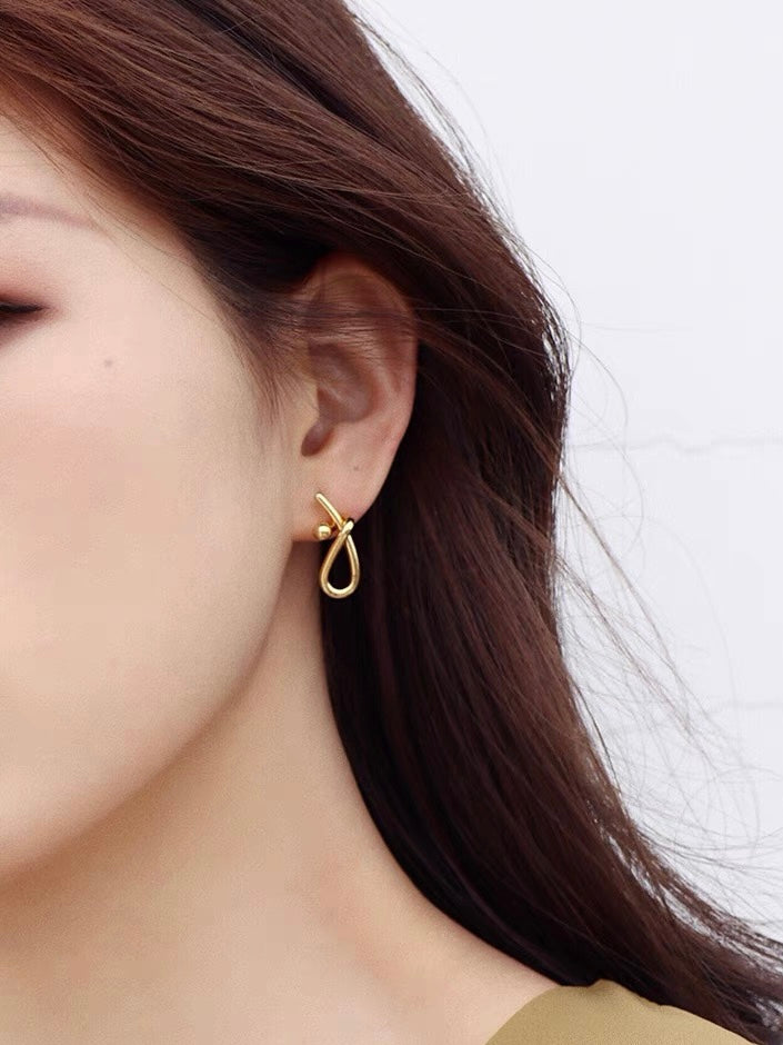 Raissa Earrings | 18k Gold Plated