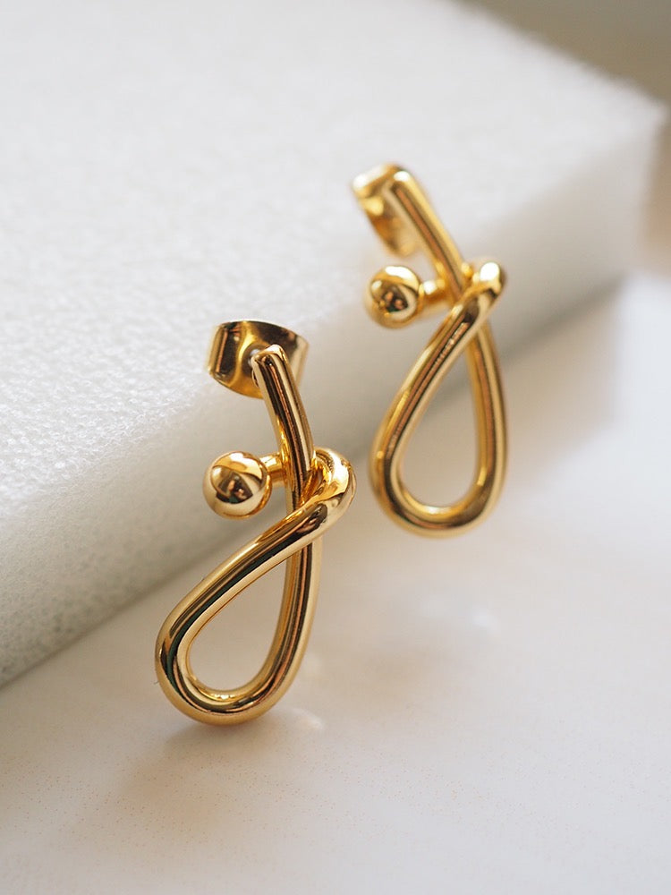Raissa Earrings | 18k Gold Plated