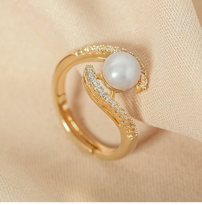 Zenayah Pearl Ring | 18k Gold Plated