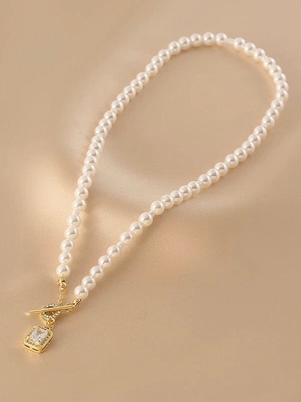 Reina Pearl Necklace | 18k Gold Plated