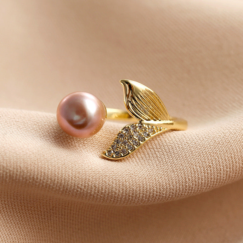 Lilac Pearl Ring | 18k Gold Plated