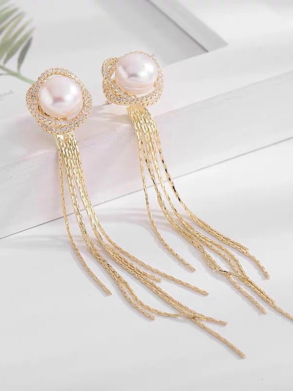Arli Pearl Earrings | 18k Gold Plated